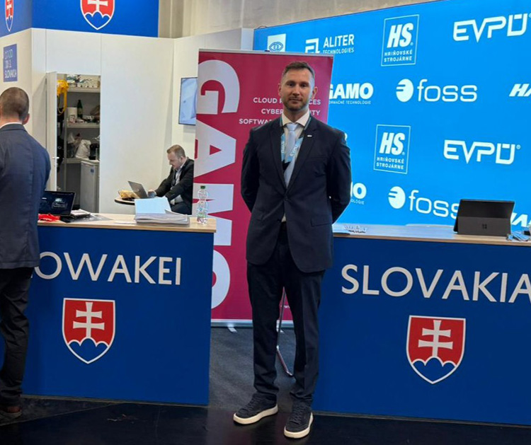Zástupca EVPÚ na slovenskom národnom stánku veľtrhu Enforce Tac 2026 v Norimbergu